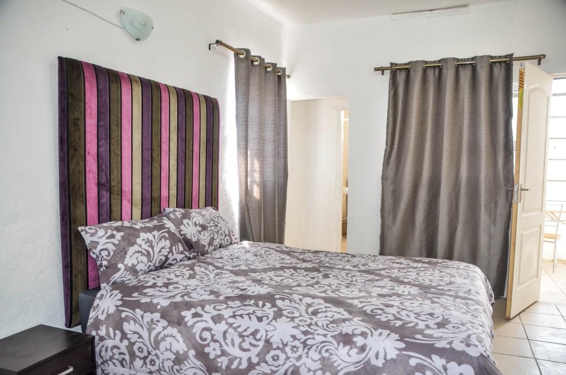 Sani Bonani Guest House Klerksdorp Eksteriør billede